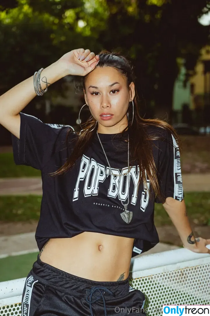 kaylachen nude photo #0005 (kaylachen)
