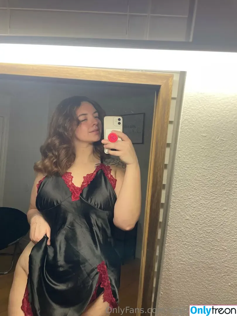 kaylavalentinee голая photo #0053 (kaylaevalentine)