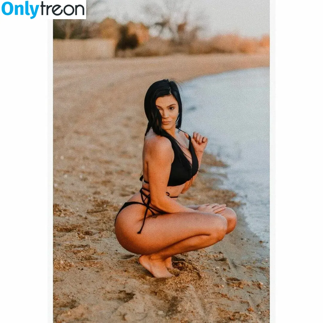 Kaylee Burnett nude photo #0010 (kayleeeburnett / kayybbyy / kayyburnett)