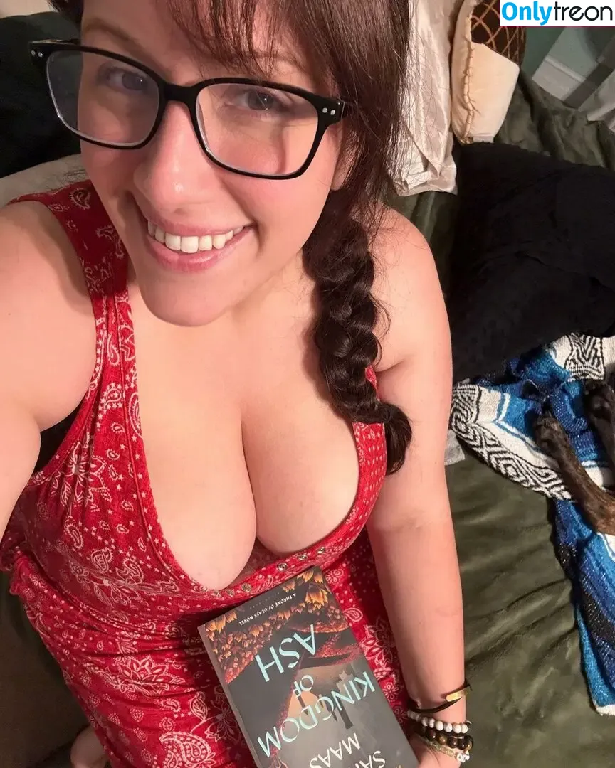 Kaylee McCarthy nude photo #0001 (oh_hey_miss_kay / ohheymisskay)