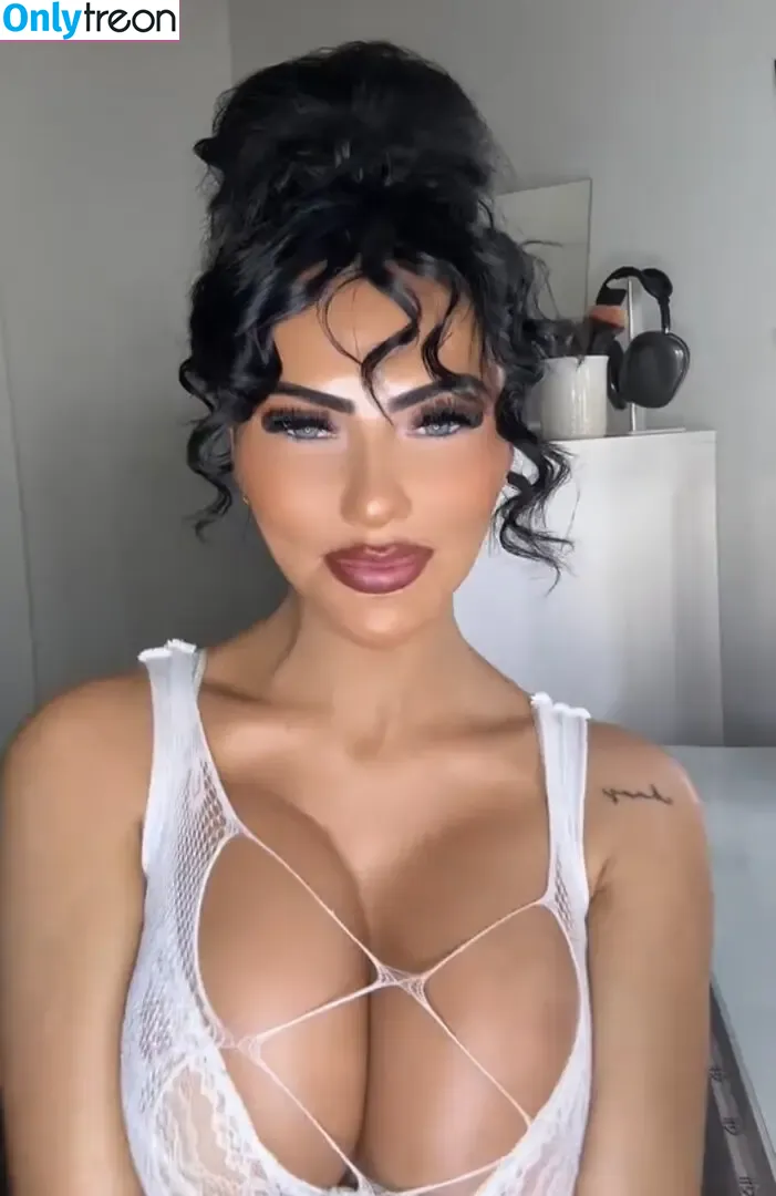 Kayleyb голая photo #0103 (Kayleyb)