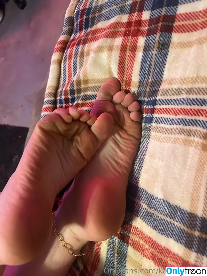 KayleyGurlXo nude photo #0103 (kayleygurlxoxo / kayleyzbabyy)