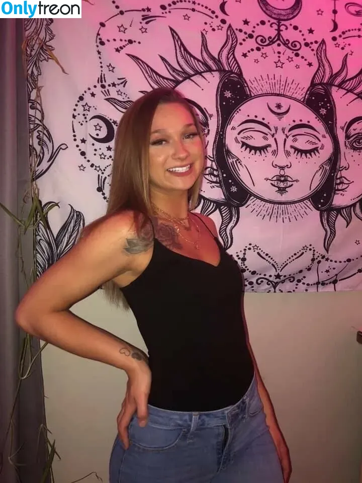 Kayliibby nude photo #0005 (hottestigmodelsonearth)