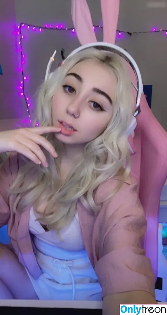 KayMaster nude photo #0007 (thekaymaster / thekaymaster00)