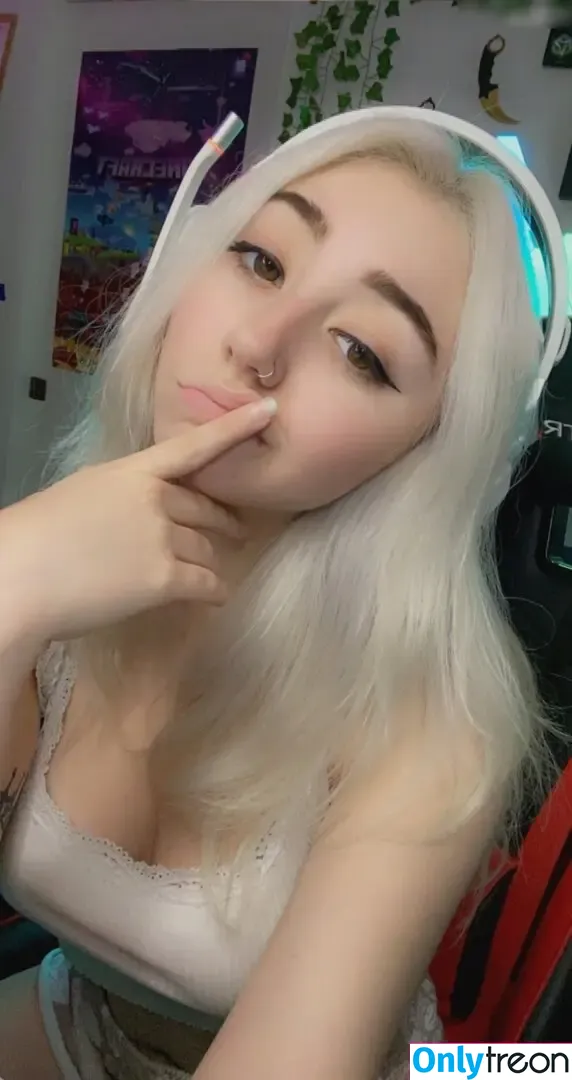 KayMaster nude photo #0009 (thekaymaster / thekaymaster00)