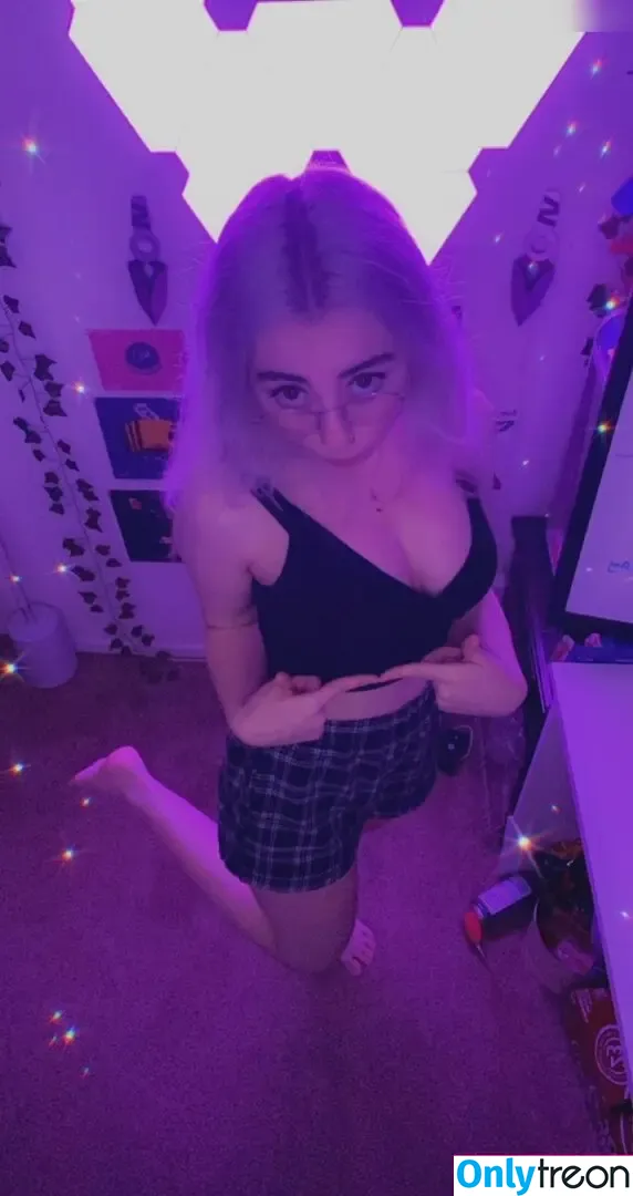 KayMaster nude photo #0023 (thekaymaster / thekaymaster00)