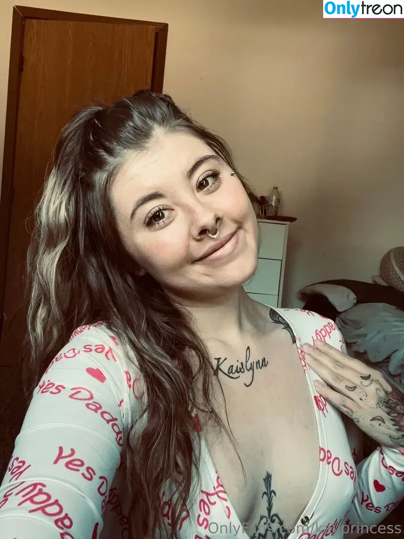kayprincess nude photo #0043 (kayprincess)