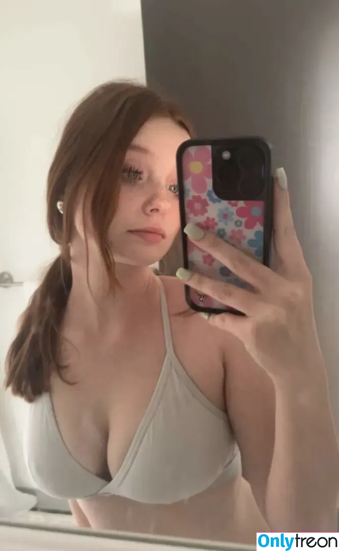 Keara ASMR nude photo #0009 (Keara Cornella / kearacornella)