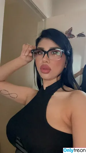 Keepingupwithjaz / _keepingupwithjaz_ / _yourstrulyjaz_ / keepingupwithkayla / yourstrulyjaz nude photo #0004