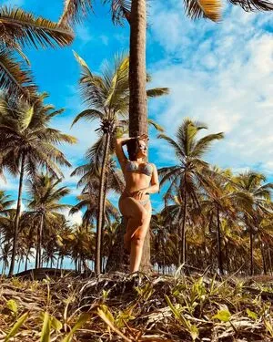 Kéfera Buchmann / kefera фото голая #0007