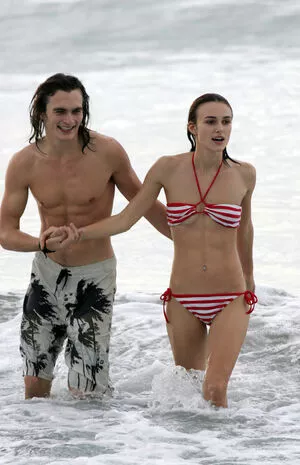 Keira Knightley / keira_knight / keiracknightleys / keiraksource фото голая #0308