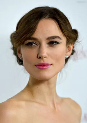 Keira Knightley / keira_knight / keiracknightleys / keiraksource nude photo #0327