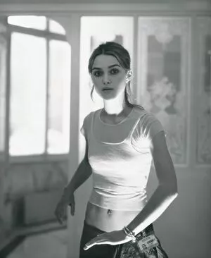 Keira Knightley / keira_knight / keiracknightleys / keiraksource nude photo #0386