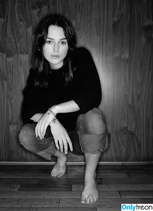 Keira Knightley / keira_knight / keiraknightleyofficiall / keiraksource nude photo #0678