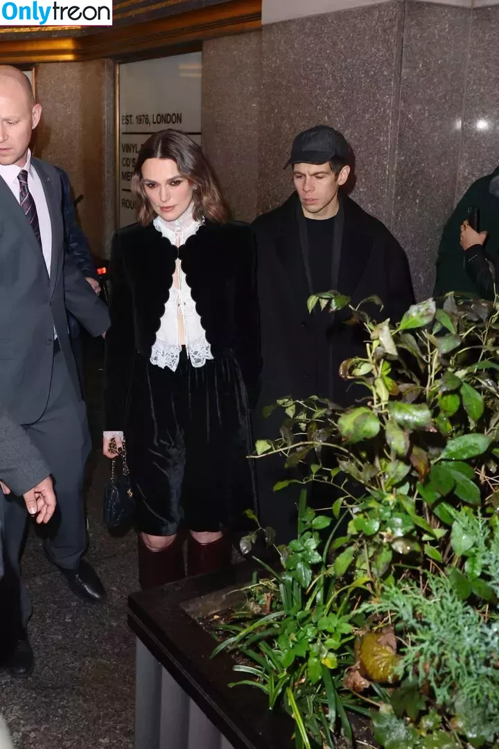Keira Knightley голая photo #0516 (keira_knight / keiracknightleys / keiraksource)