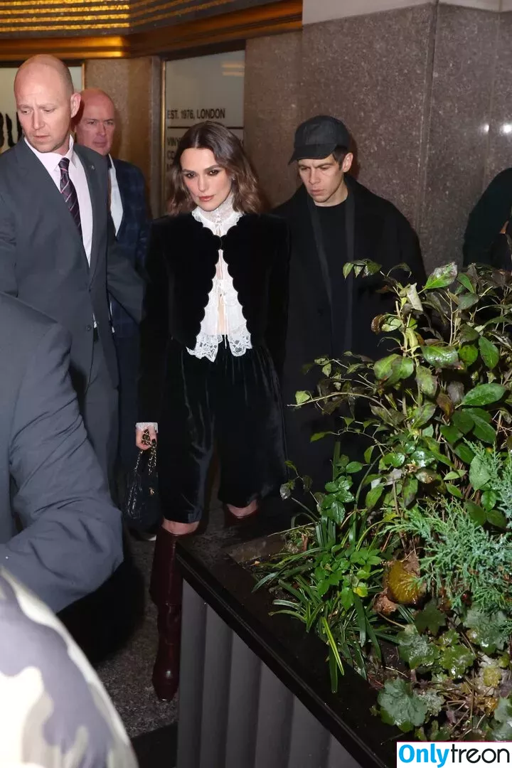 Keira Knightley голая photo #0517 (keira_knight / keiracknightleys / keiraksource)