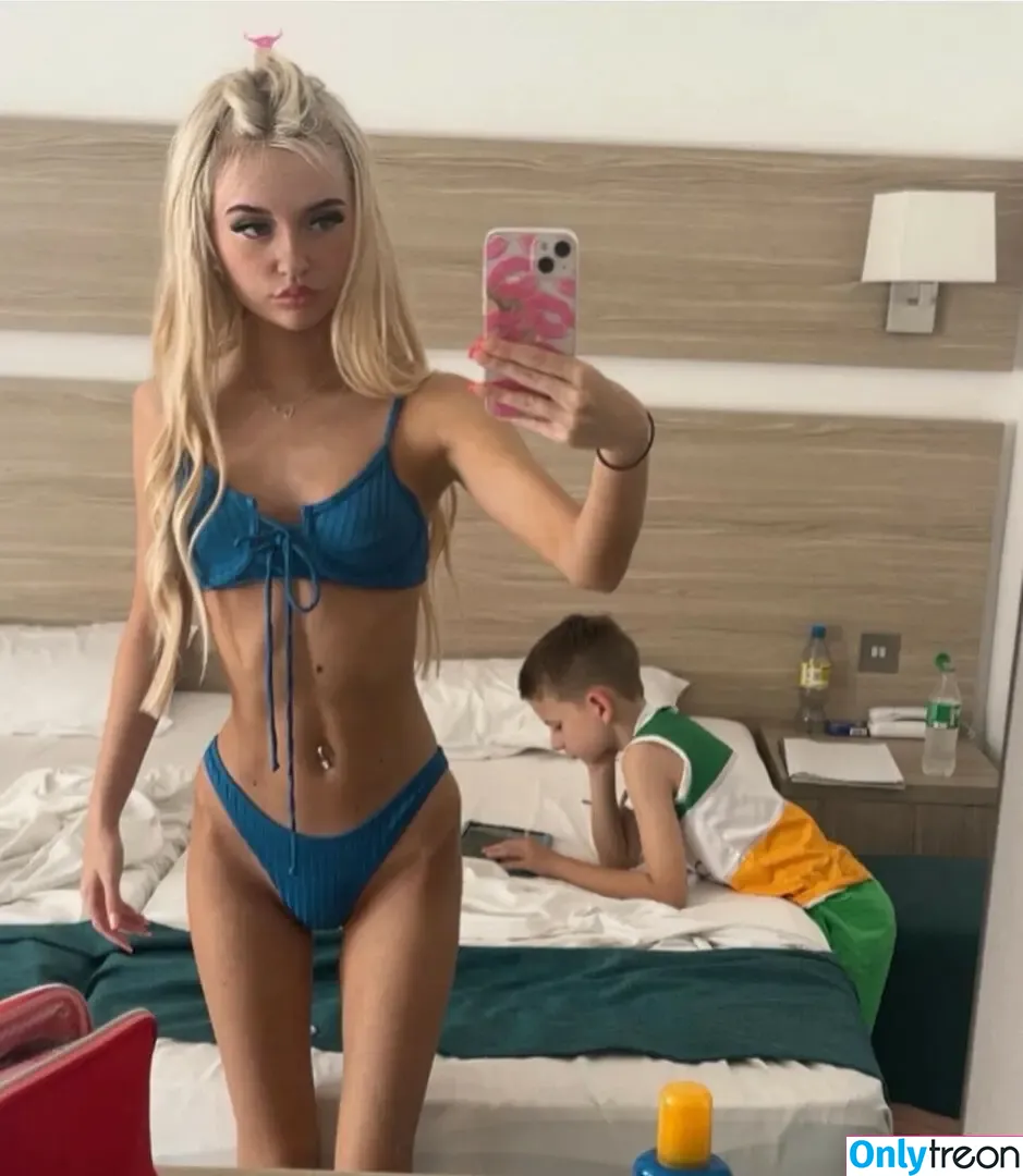 Keira Weatherall nude photo #0006 (keiraweatherall_)