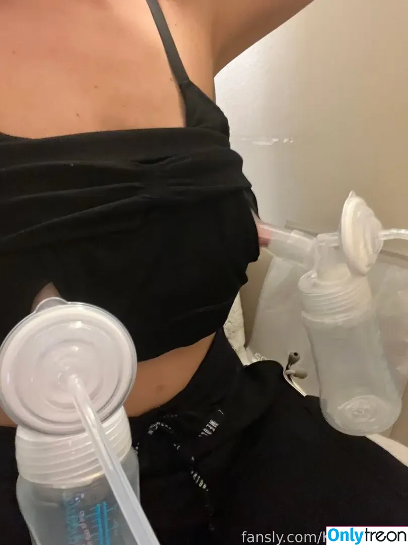KelceCarter nude photo #0011 (kelsykarter)