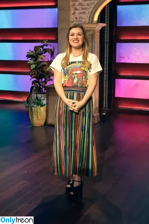 Kelly Clarkson / kellyclarkson фото голая #0061