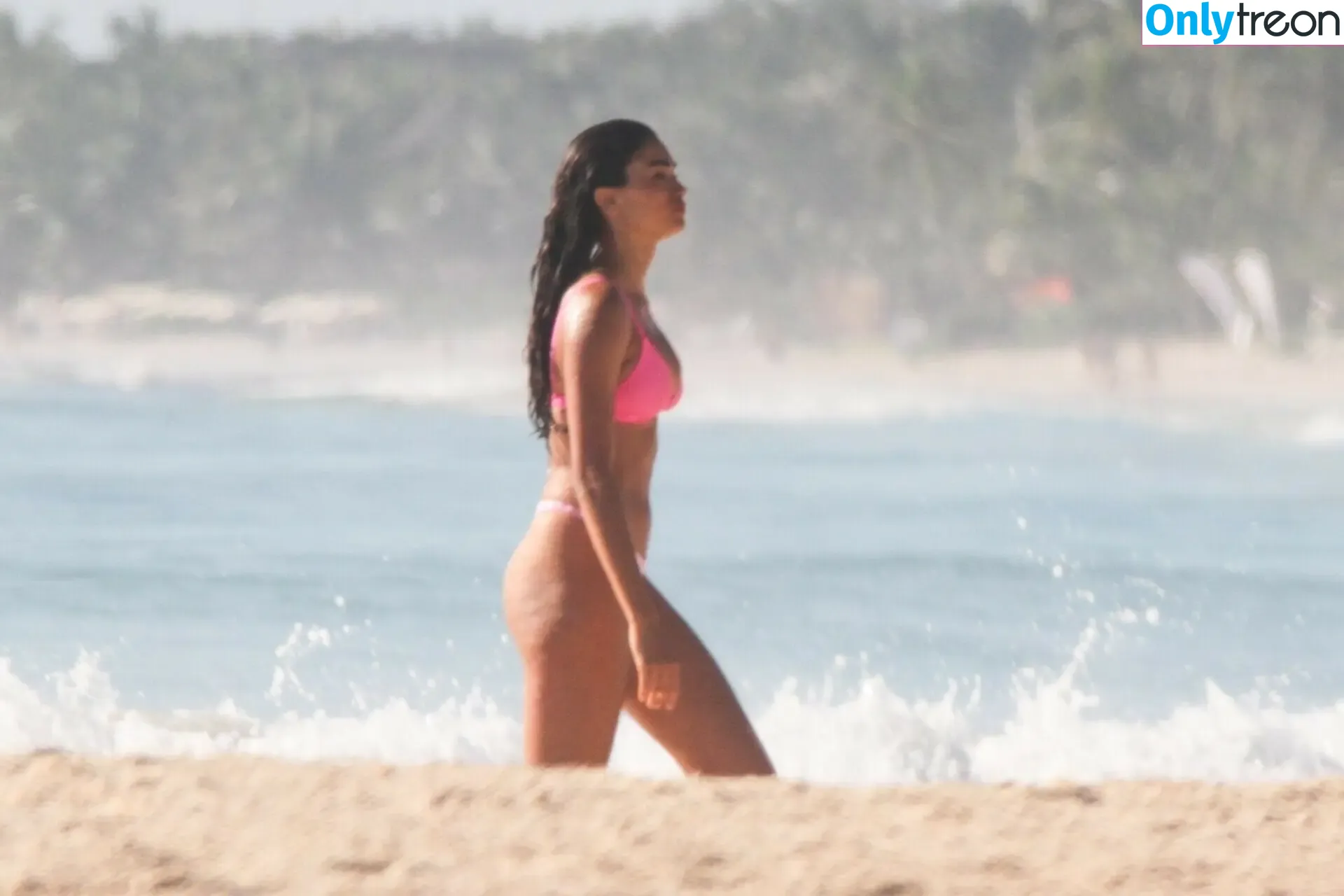 Kelly Gale nude photo #0896 (kellybellyboom / kellygale)