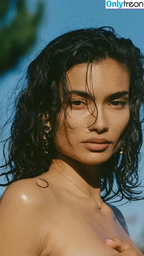 Kelly Gale голая photo #1167 (kellybellyboom / kellygale)