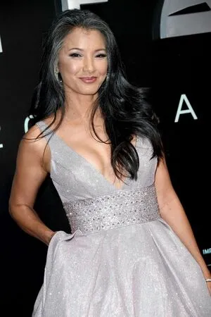 Kelly Hu / kellyhu фото голая #0028