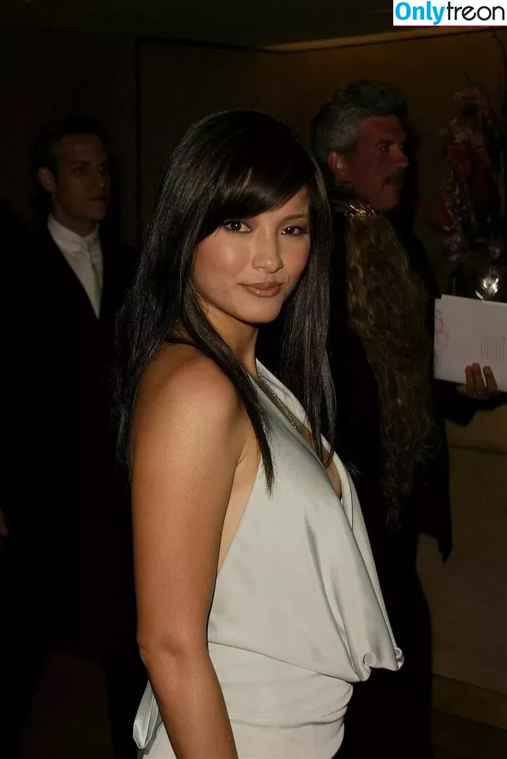 Kelly Hu голая photo #0219 (33edge / kellyhu)