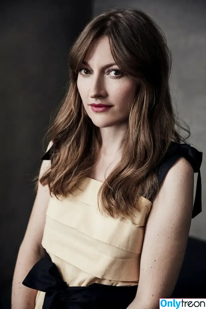 Kelly MacDonald nude photo #0009 (kellymacdonalduk)