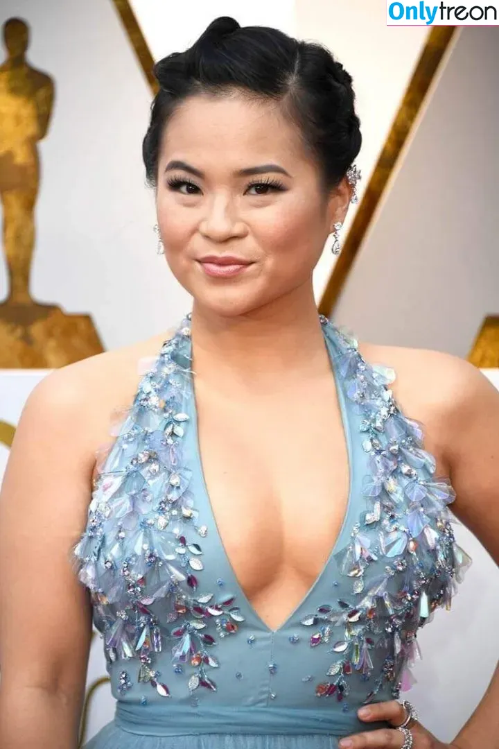 Kelly Marie Tran голая photo #0008 (kellymarietran)