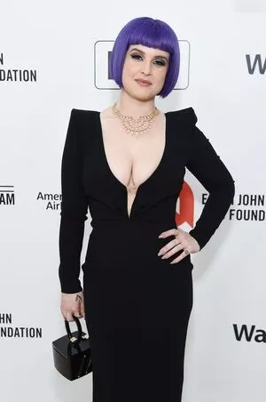 Kelly Osbourne / KellyOsbourne nude photo #0024