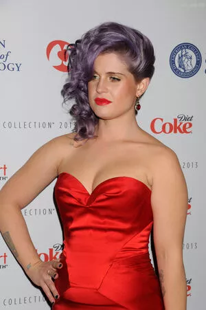 Kelly Osbourne / KellyOsbourne nude photo #0037