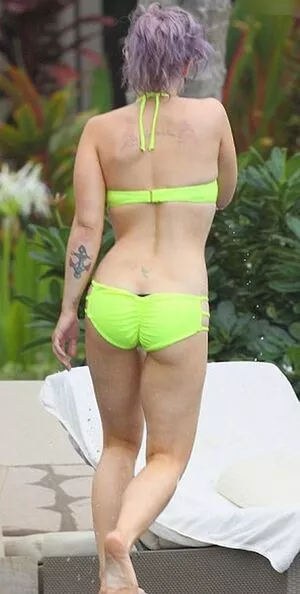 Kelly Osbourne / KellyOsbourne nude photo #0044