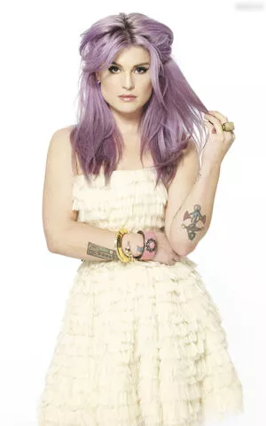 Kelly Osbourne / KellyOsbourne nude photo #0055