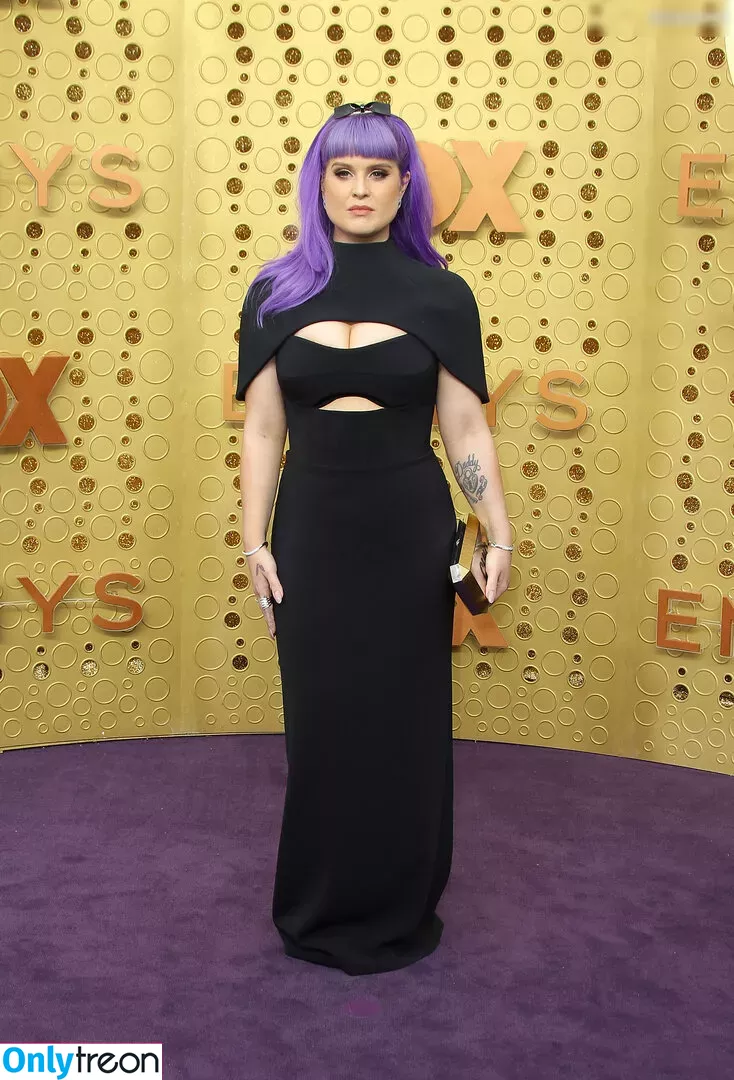 Kelly Osbourne голая photo #0092 (KellyOsbourne)