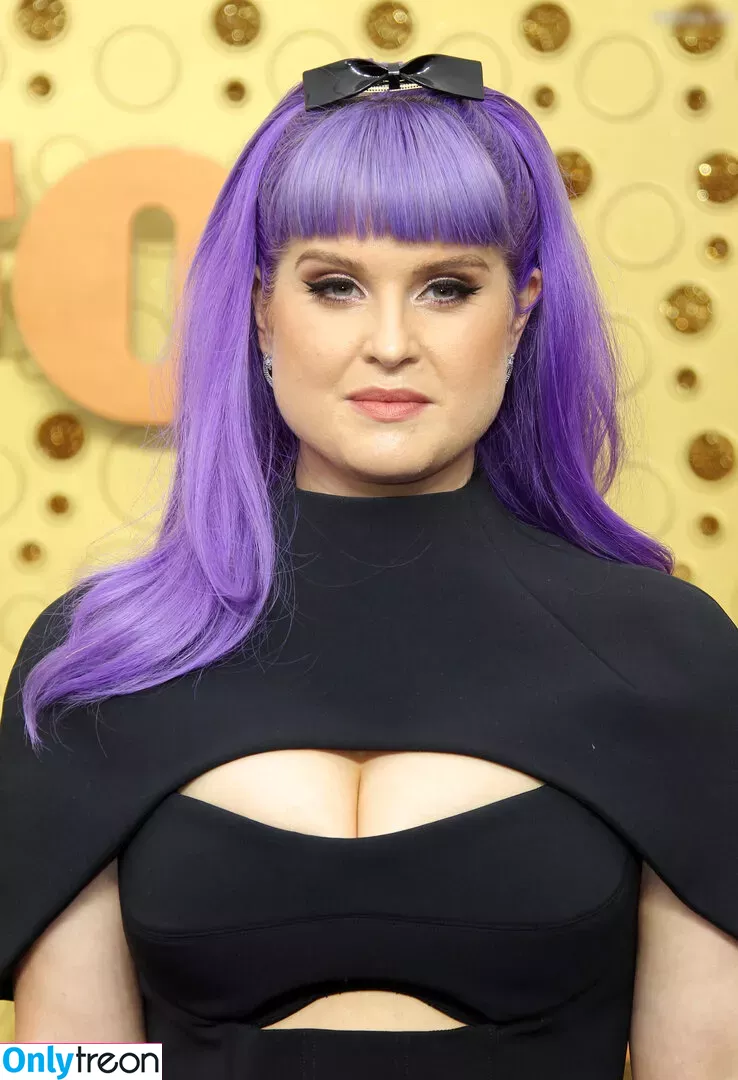 Kelly Osbourne голая photo #0096 (KellyOsbourne)