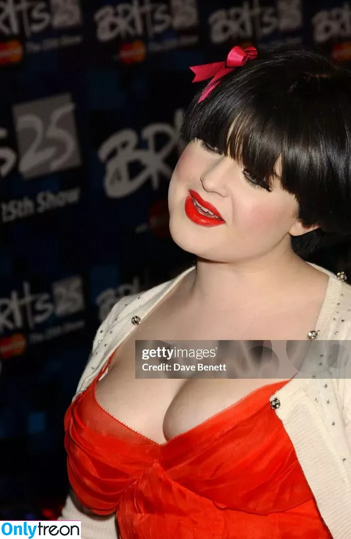 Kelly Osbourne голая photo #0145 (KellyOsbourne)