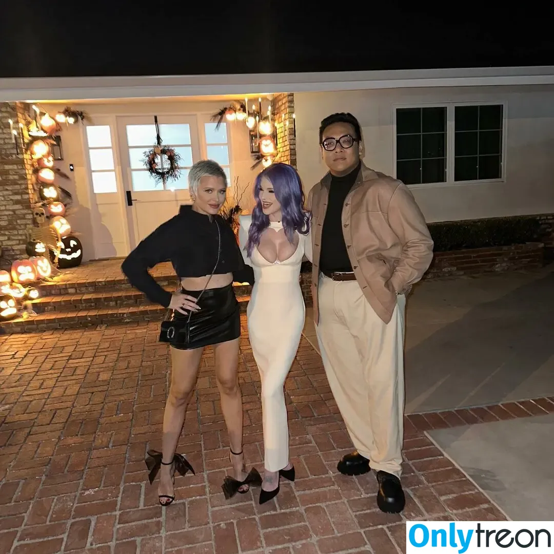 Kelly Osbourne nude photo #0175 (KellyOsbourne)
