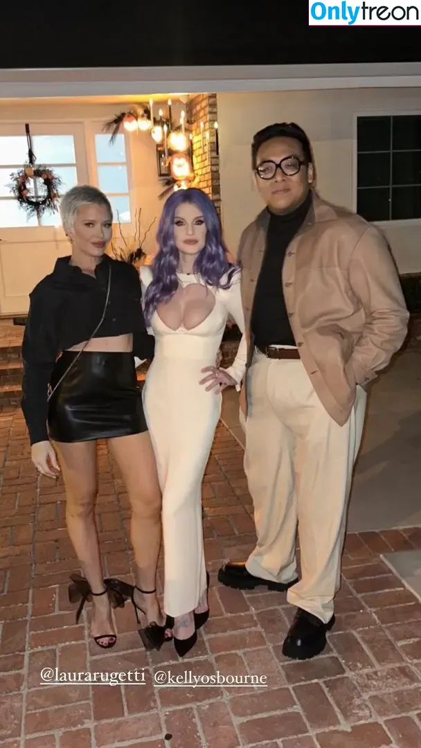 Kelly Osbourne nude photo #0176 (KellyOsbourne)