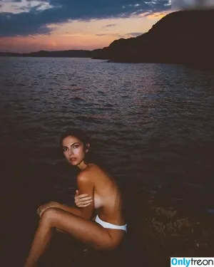 Kelly Piquet / kellypiquet nude photo #0076