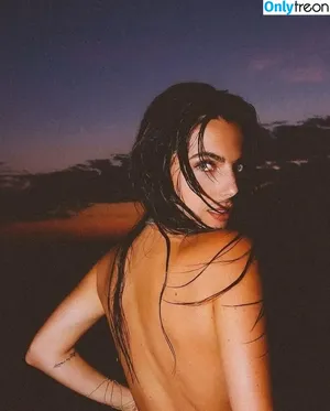 Kelly Piquet / kellypiquet nude photo #0077