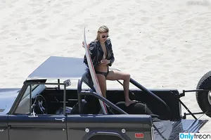 Kelly Rohrbach / kellyrohrbach nude photo #0160