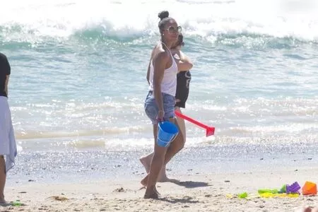 Kelly Rowland / kellyrowland / morenapieldefuego nude photo #0072
