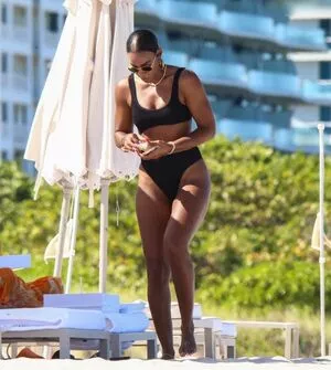 Kelly Rowland / kellyrowland / morenapieldefuego nude photo #0103