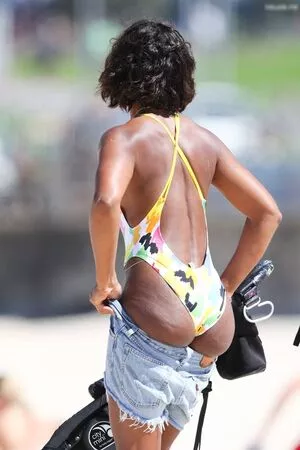 Kelly Rowland / kellyrowland / morenapieldefuego nude photo #0120