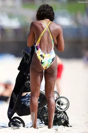 Kelly Rowland / kellyrowland / morenapieldefuego nude photo #0130
