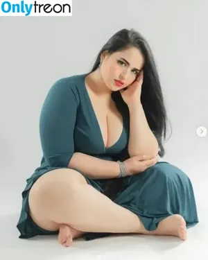  nude photo #0001