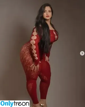  nude photo #0004