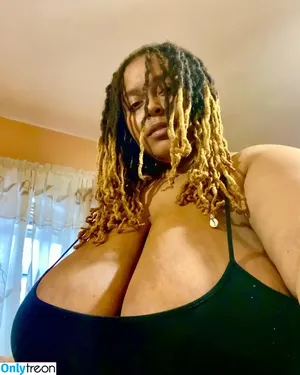 Kellymoonstone / Afr0dyte / kyelloscuro nude photo #0007