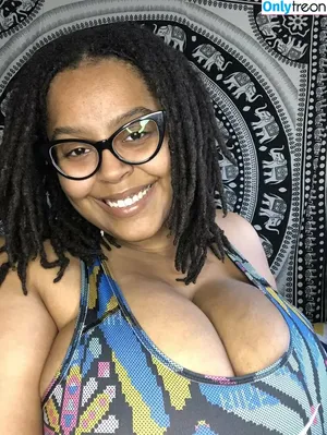 Kellymoonstone / Afr0dyte / kyelloscuro nude photo #0014