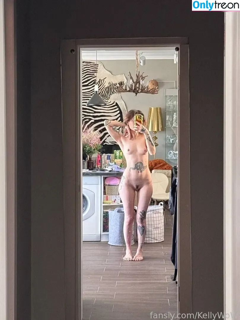 KellyWoW nude photo #0025 (KellyWoW)